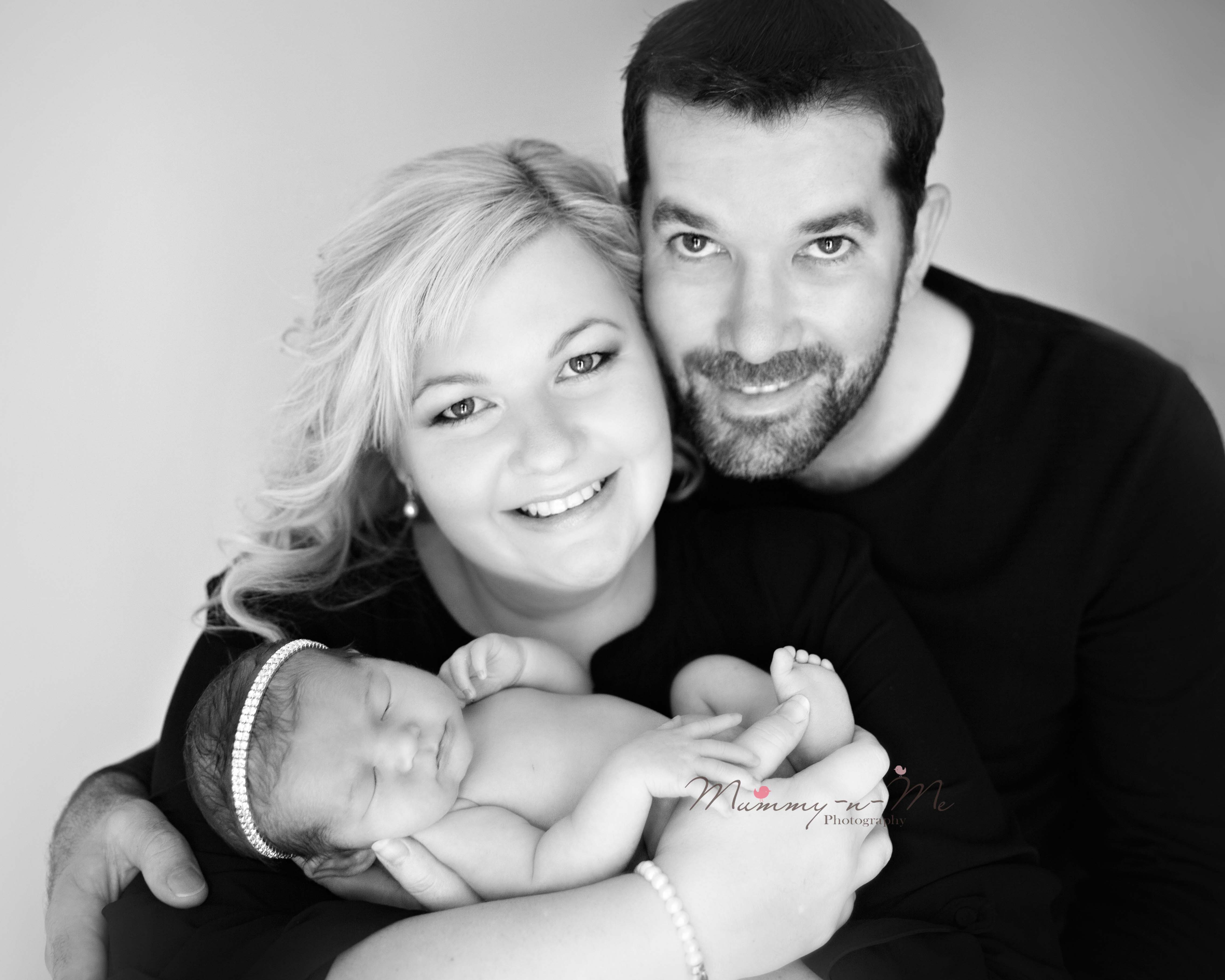 newborn girl with family brisbane newborn photographer